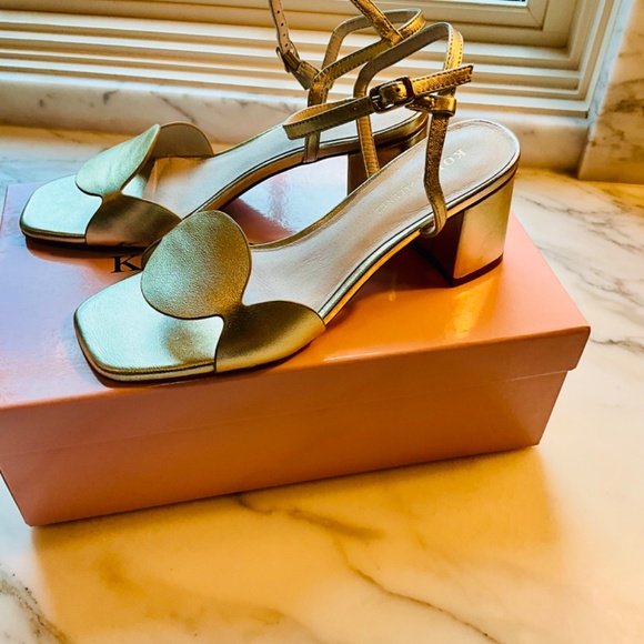 Koko  + Palenki  Sphere gold Ladies sandal, size 7 medium,  metallic gold. - Picture 4 of 5